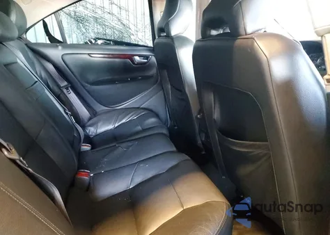 2004 Volvo S60 2.5T from USA, damaged, VIN YV1RS59V742419108